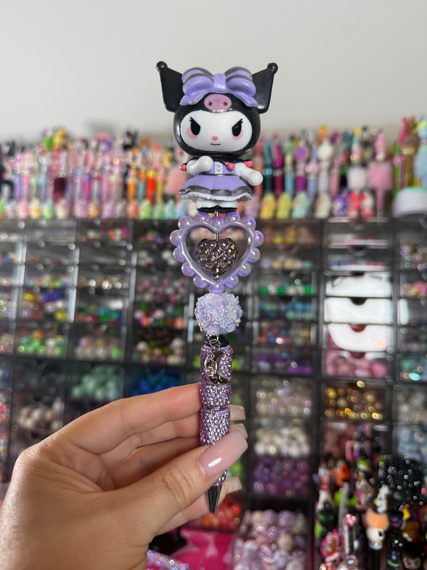 Kuku Rhinestone Pen with charm and fidget